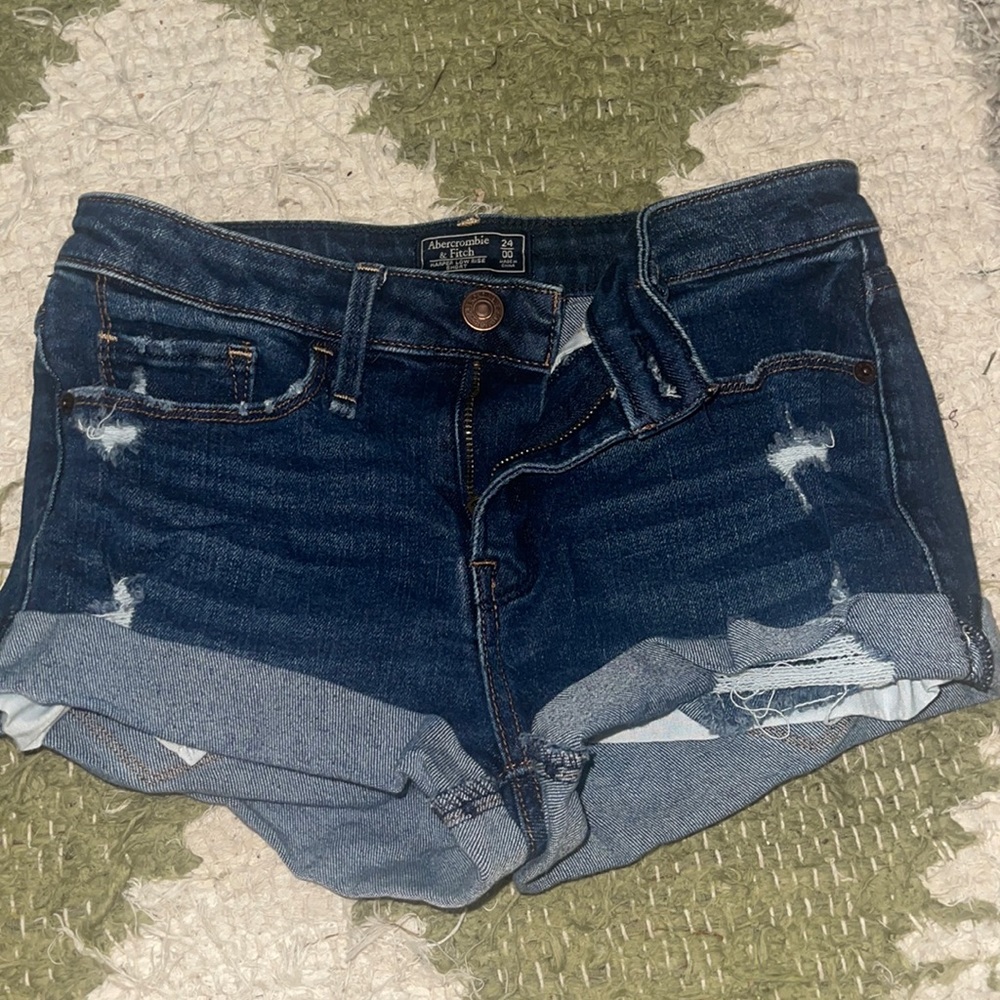 Low waisted dark wash shorts